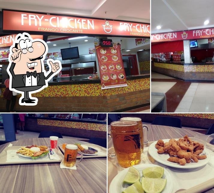 O interior do Fry-Chicken Frango Crocante