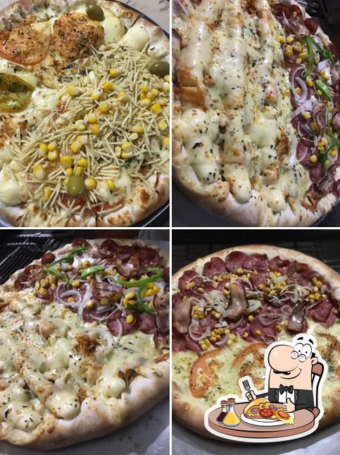 Escolha diferentes variedades de pizza