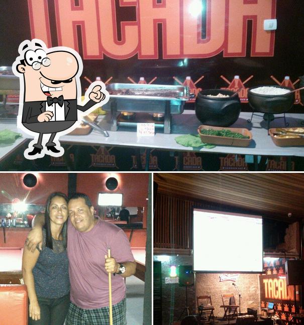 Esta é a ilustração mostrando interior e comida no Tacada Snooker Bar