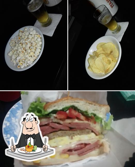 Comida em Bar Do Guido