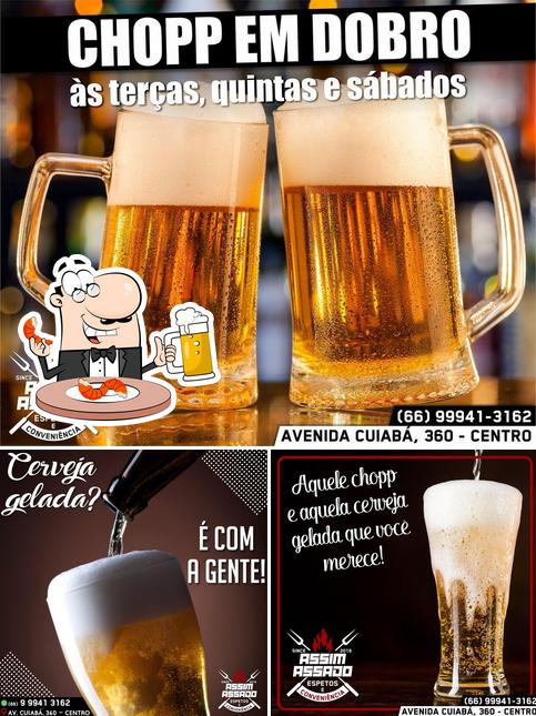 Peça um copo de cerveja leve ou escura