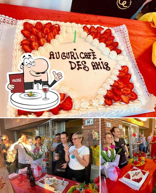 La foto della cibo e tavolo da pranzo di Cafè des Amis