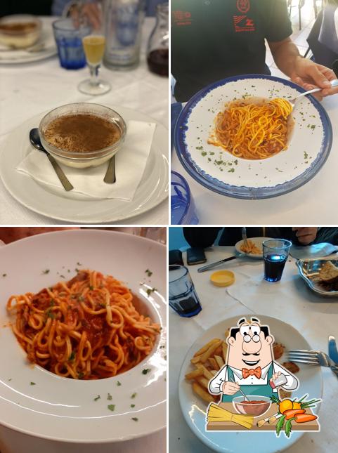 Spaghetti alla bolognese al Pizzeria La Cava Al Mare