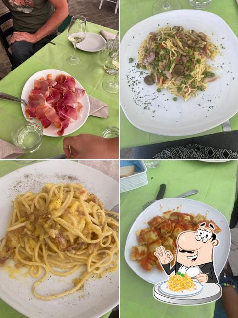 Spaghetti alla carbonara al Trattoria dolce vita