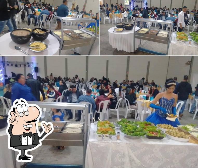 O interior do Buffet Quiosque