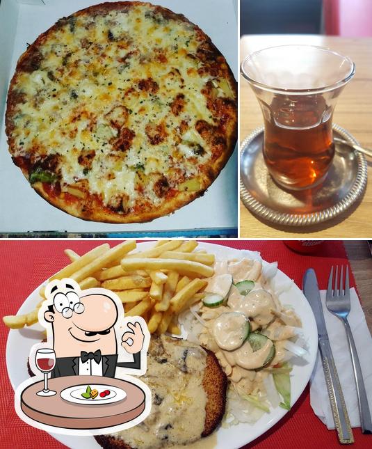 L’image de la nourriture et boisson de Pizza Paradiso Paffrath’s