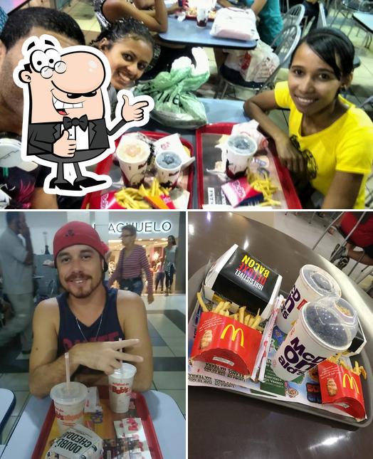 See the photo of Bob´s Burgers