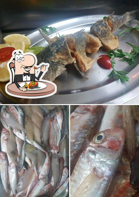 Jackett Ristorante Napoli serve un menu per gli amanti del pesce