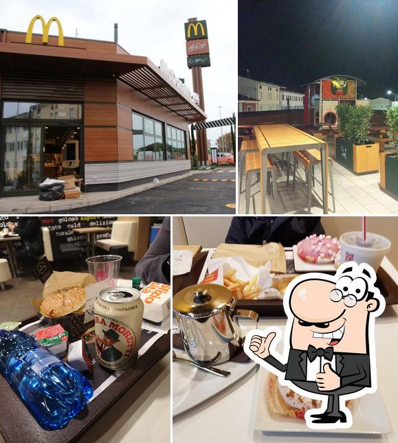 Ecco una foto di McDonald's VIAREGGIO Drive