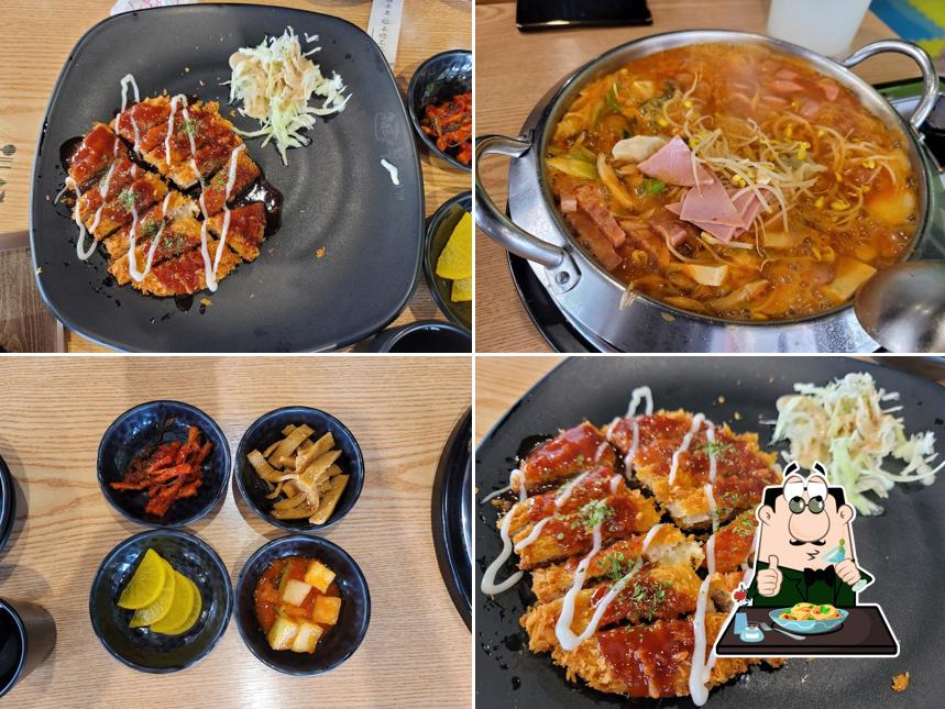 Comida en 쉐프의 부대찌개 충주 시청점