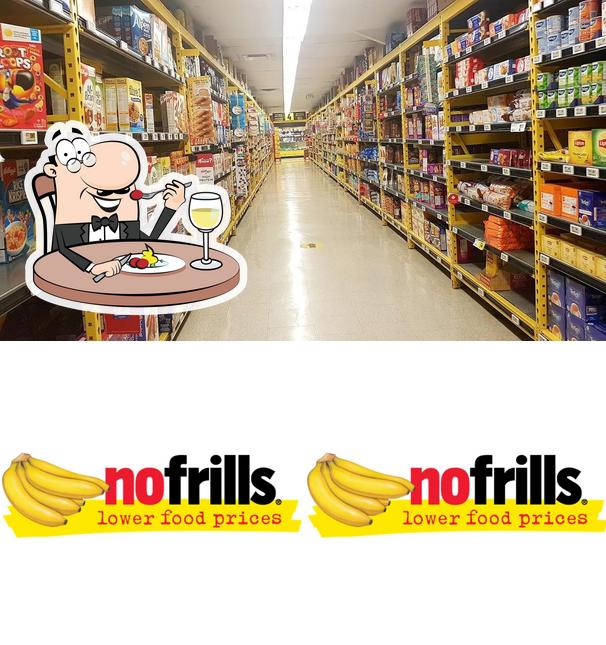 L’image de la nourriture et intérieur de Daniel's NOFRILLS Casselman’s