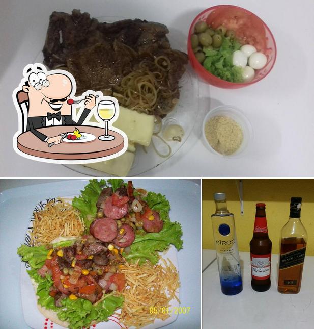 Entre diversos coisas, comida e cerveja podem ser encontrados no Gaúcho Lanches e Porções