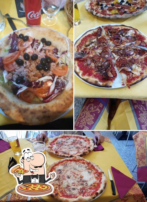 Prova una pizza a Pizzeria Ristorante Il Buus del Rat Boscolo Maria Cristina