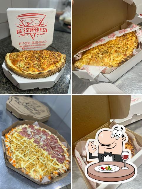 Comida em Bigs stuffed pizza