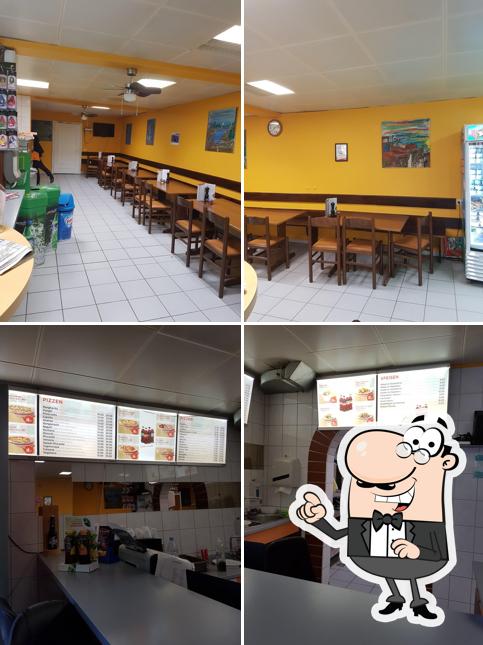 Gli interni di Mario's Pizzakurier