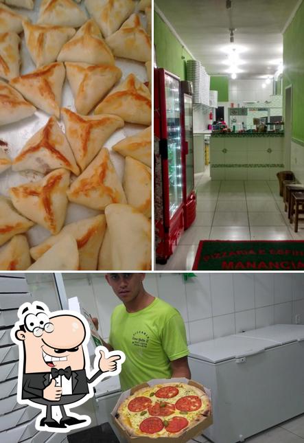 Look at this photo of Pizzaria e Esfiharia Manancial