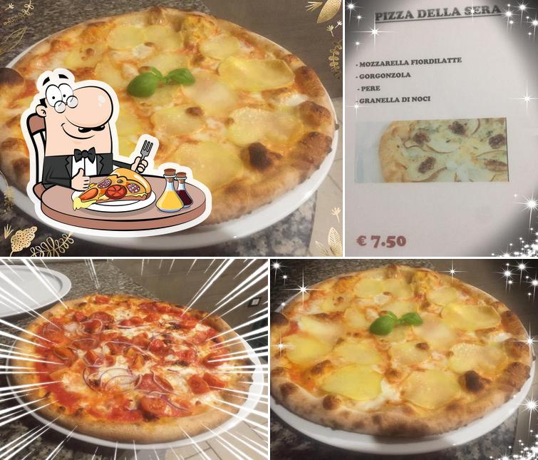 Scegli una pizza a Sapori in Corte