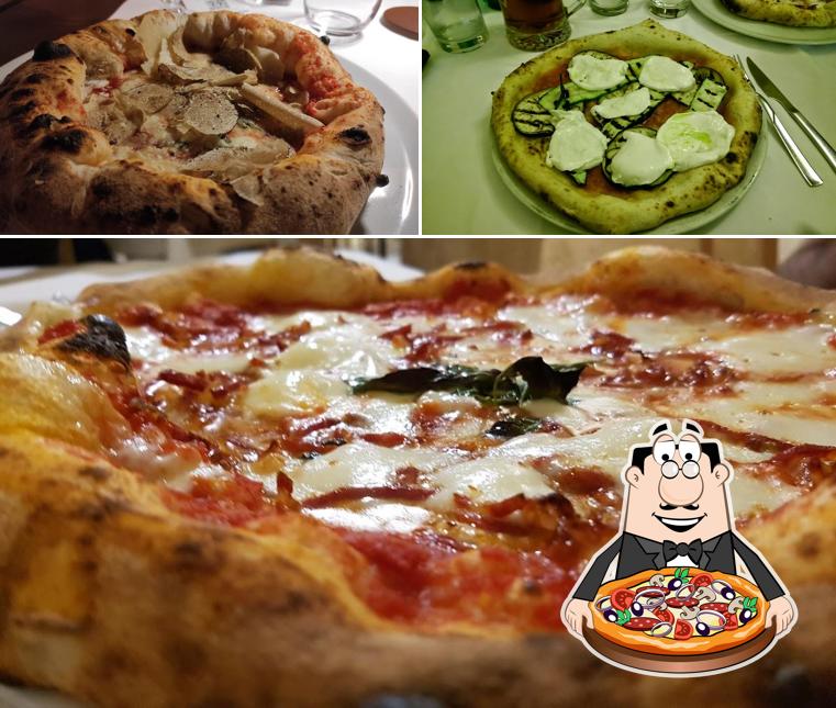 A Ristorante "Oi Marì", puoi provare una bella pizza