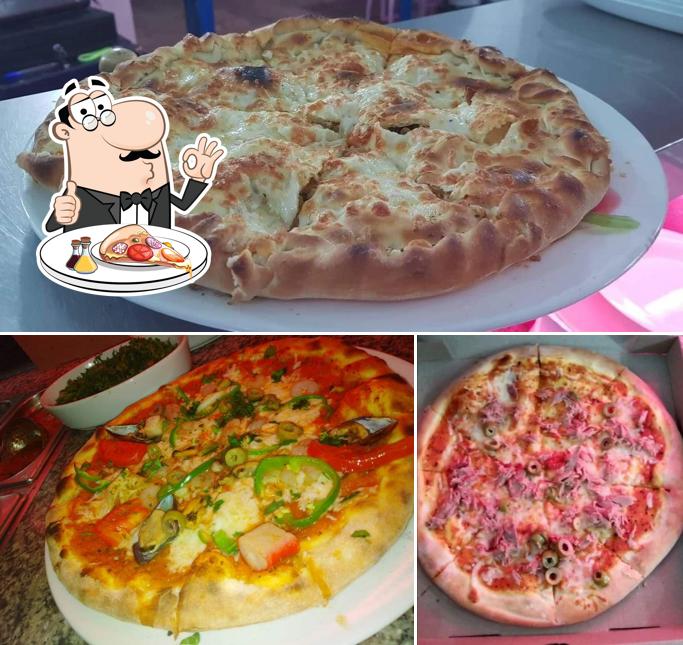 Pick pizza at Pizzaria 6M