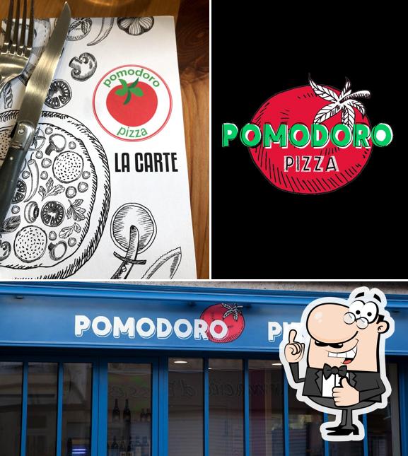 Voici une photo de Pomodoro pizza