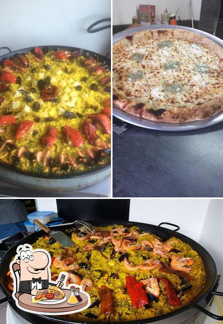 A Pizza Reina, vous pouvez essayer des pizzas