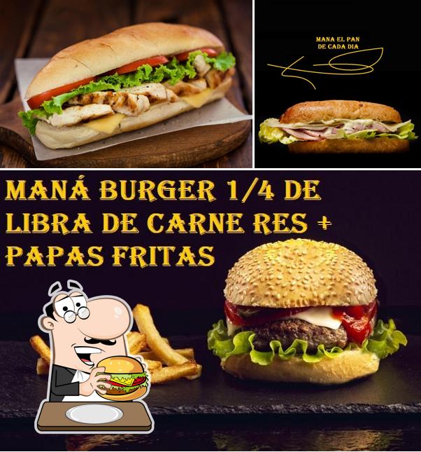 Order a burger at Maná el pan de cada día