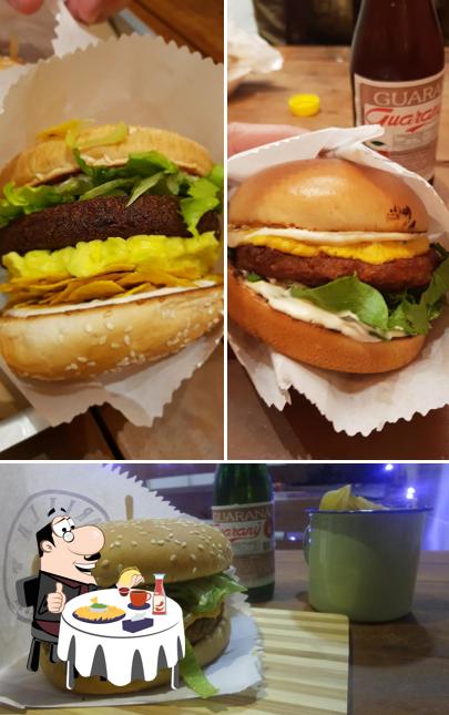 Peça um hambúrguer no Gorilla Vegan Burger