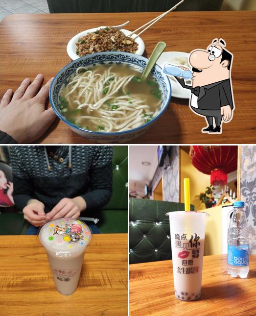 Las fotografías de bebida y postre en Yuan' Yuan' Yuan'