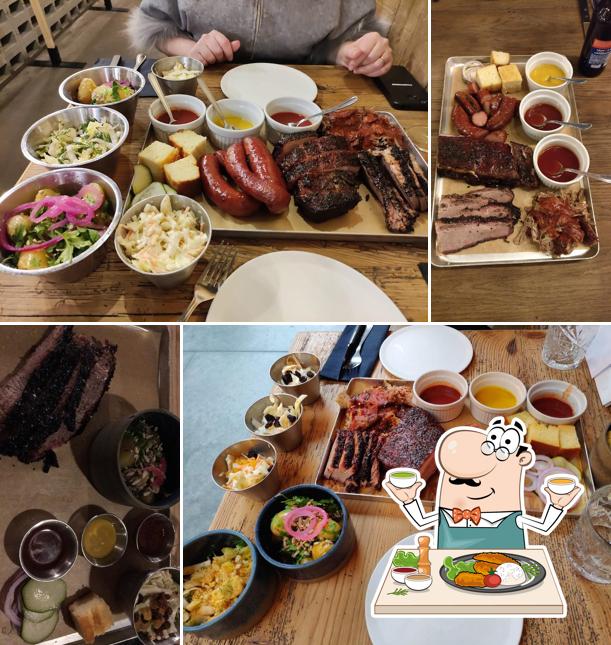 Plats à Holy Smoke : Texas BBQ & Bourbon bar