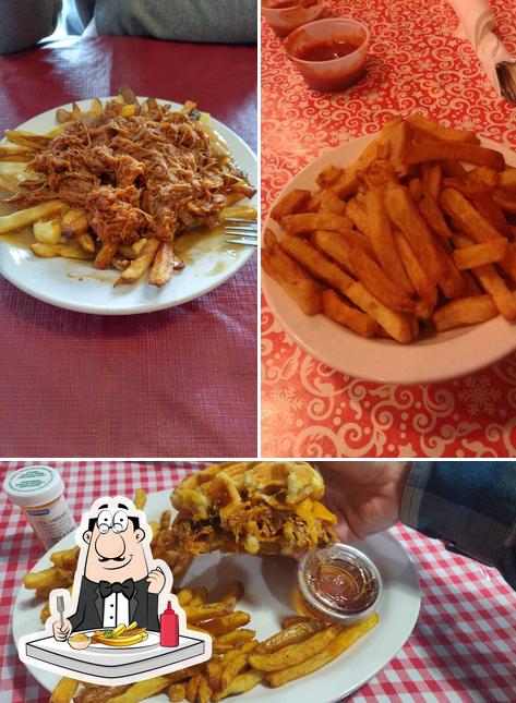 Disfruta de sus patatas fritas en SMOKIN' JOE'S BBQ - Eastwood Centre