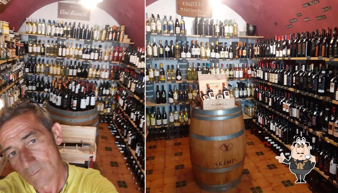 Goditi un drink a Enoteca Mancinelli