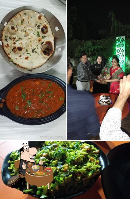 Food at AYUSHMAN RESTAURANT