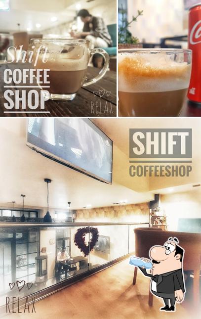 Café à Shift Coffee