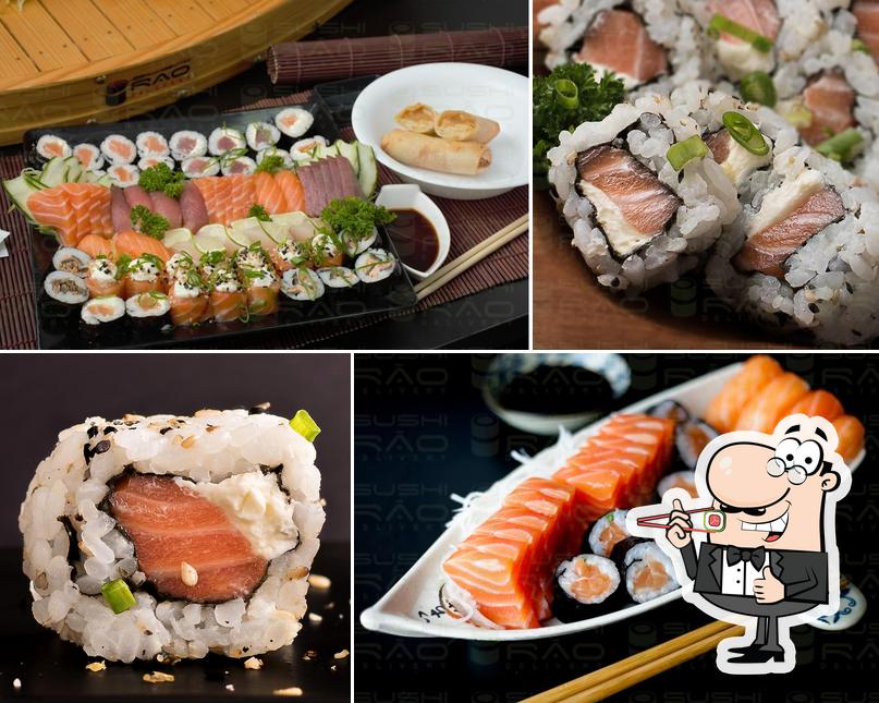 Peça diferentes opções de sushi