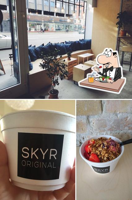 SKYR Original se distingue par sa nourriture et extérieur