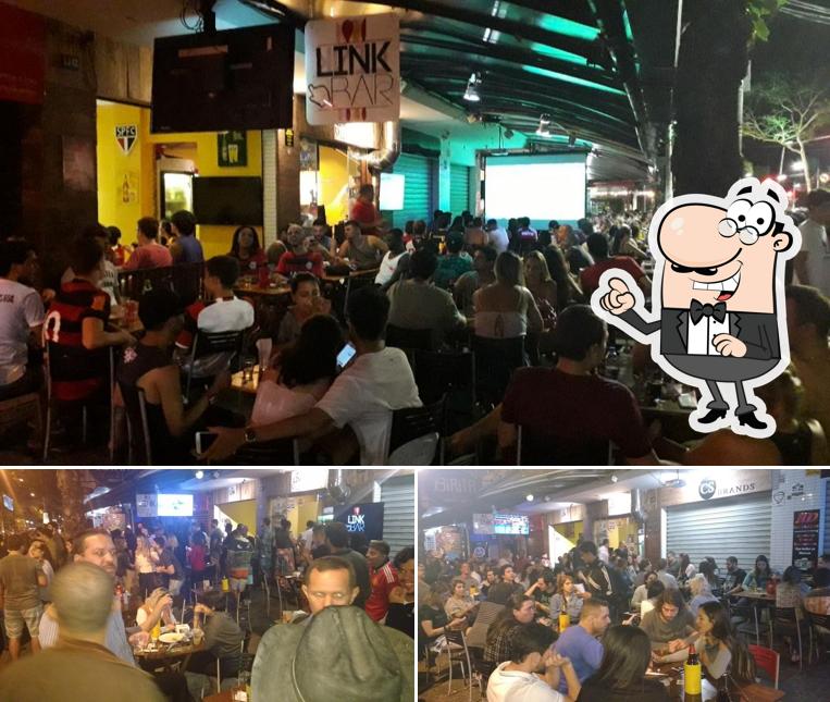 Veja imagens do interior do Link Bar