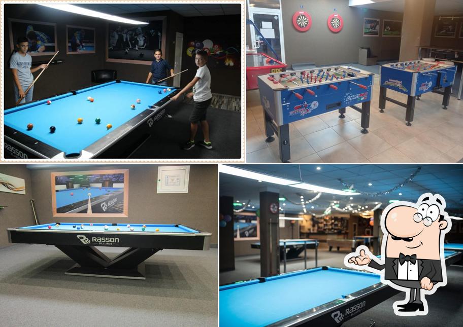 Schaut euch an, wie Club Playroom Burgas billiard • darts • PlayStation drin aussieht