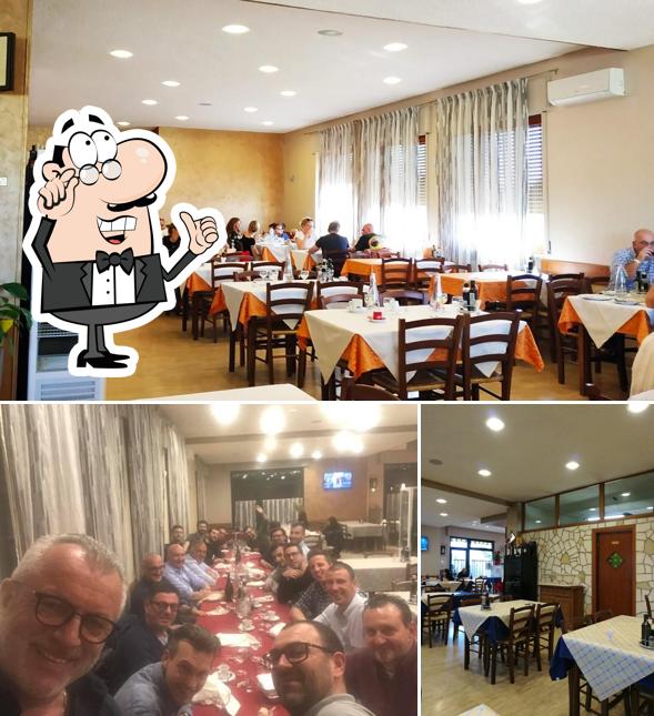 Gli interni di Trattoria La Paesana