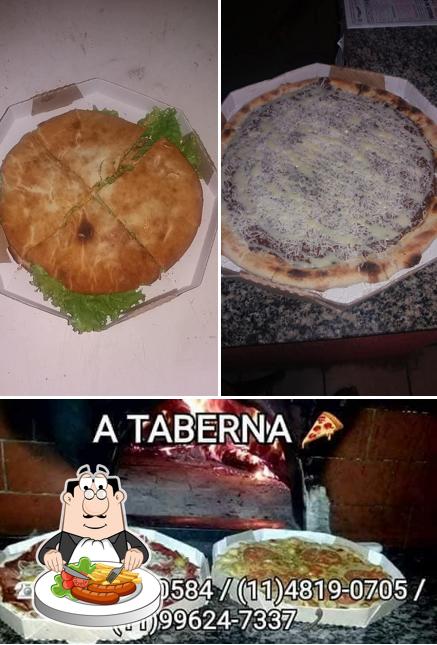 Comida em A Taberna Pizzaria e Esfiharia