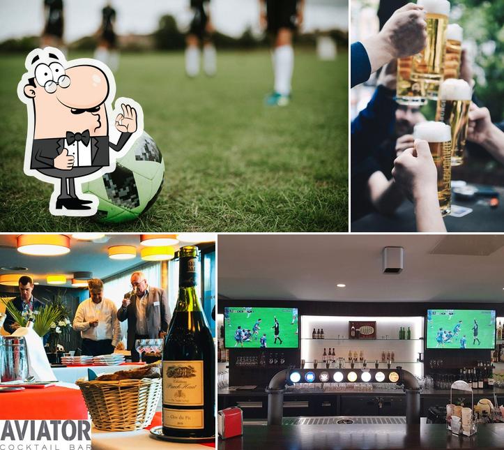 Voici une photo de Aviator Sports Bar