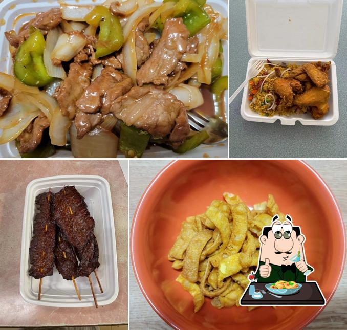 Meals at China Town
