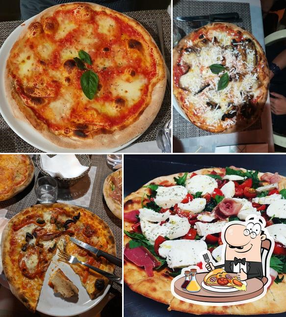 Pick pizza at Pizzeria A Modo Mio