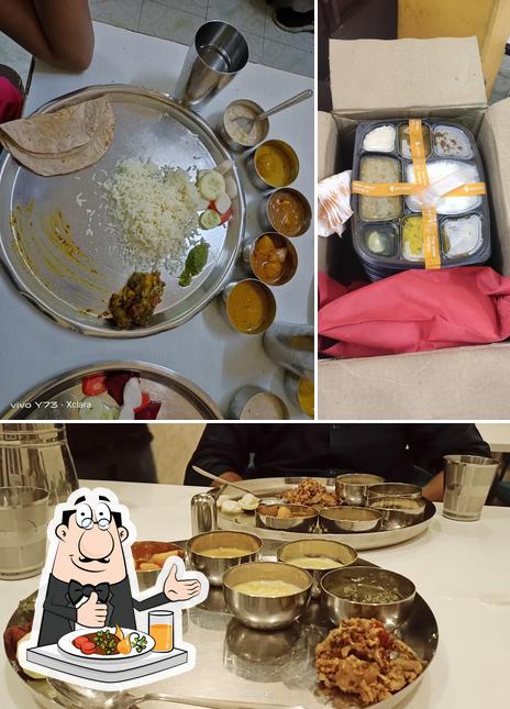 Food at Mishra Marwari bhojnalaya
