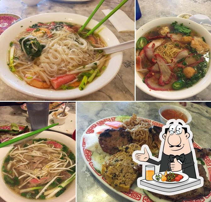Meals at Khải Hoàn Restaurant