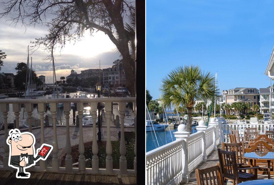 See the pic of South Carolina Yacht Club