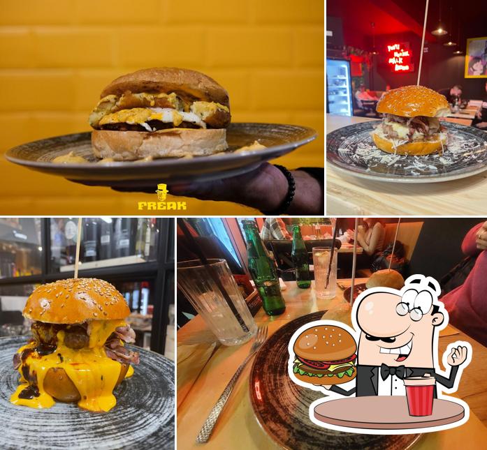 Prova un hamburger a Freak coffe-pub