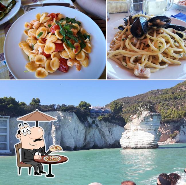 Guarda gli esterni di Lido Mediterraneo