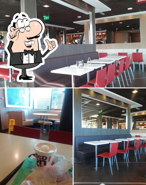 L'intérieur de McDonald's