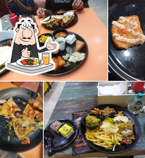 Meals at Quarter Pizza, Multicuisine Buffet with 111+ Varieties, All Unlimited