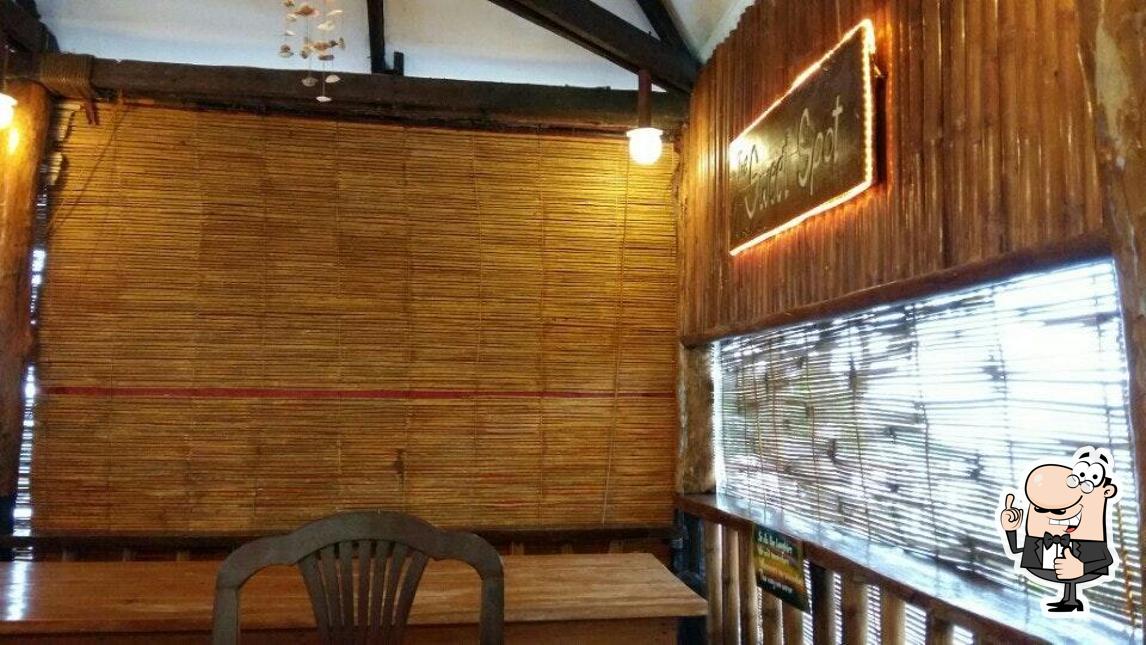 Stilts Pizza Restaurant, Calatagan